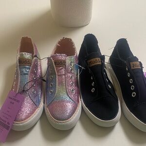 Mudd Kids Sparkly Multicolor and Black Sneakers